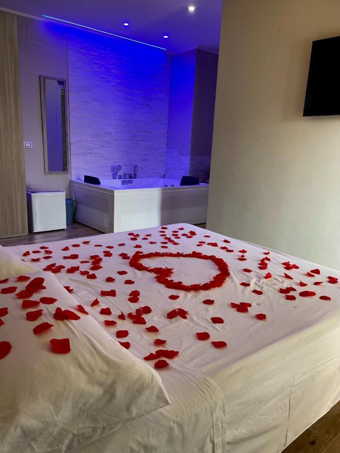 טאראנטו B&B New Paris & Suite מראה חיצוני תמונה